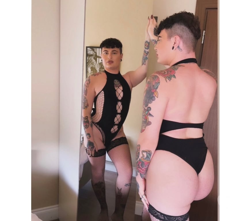  Gay massage West Yorkshire Bradford - Photos for LUXURIOUS FEMBOY🇬🇧 1-5th!