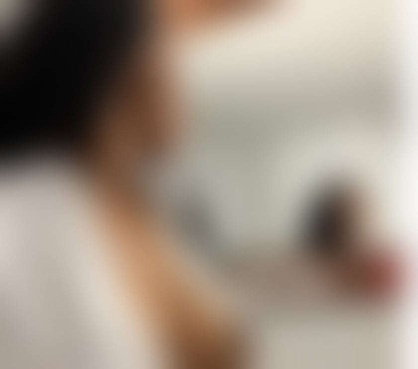 Escorts Greater Manchester Manchester - Photos for Elegant Mixed-Race Beauty