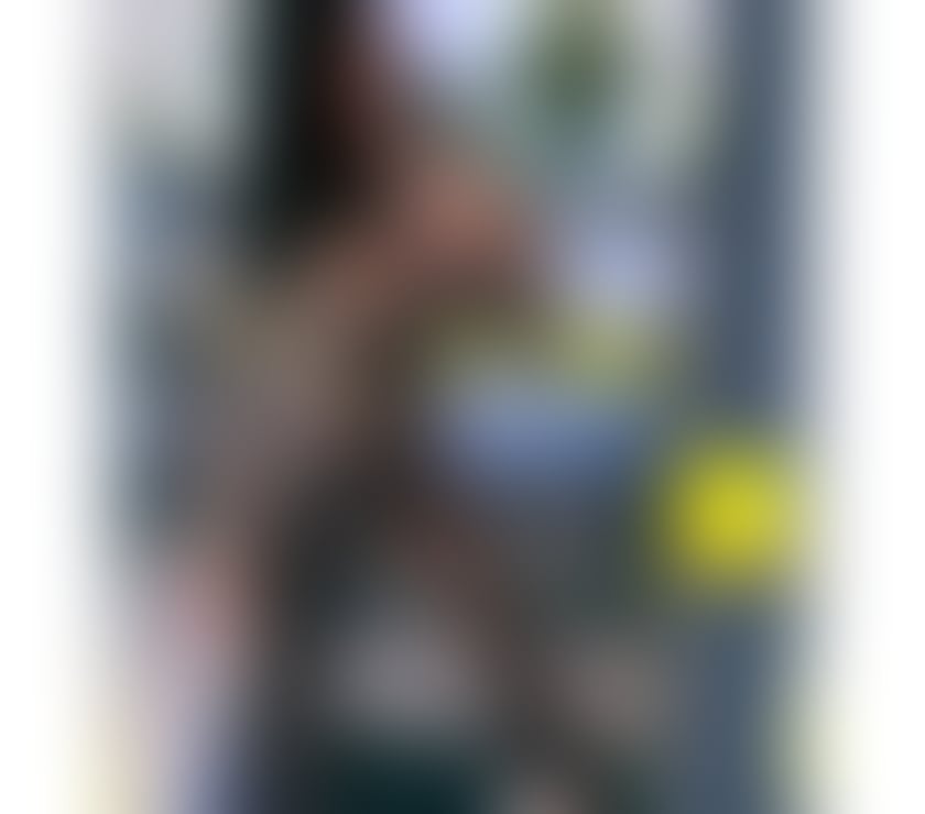 HI IM ERIKA NEW IN T0WN!!PARTY GIRL NO RUSH 😘