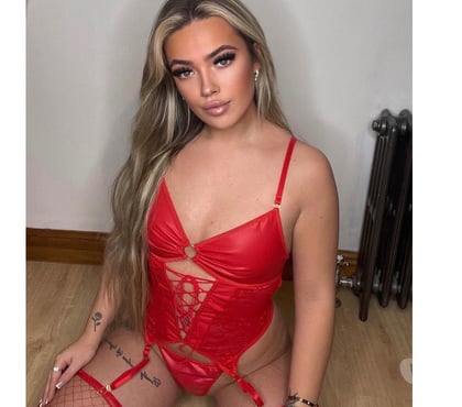 Escorts and Massages Milton Keynes City Centre Milton Keynes - Photos for KARINA PARTY 💋 JUST ARRIVED NEW NEW