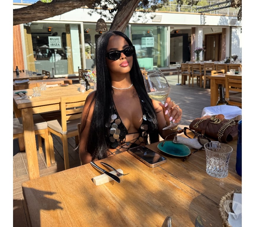 Escorts Aberdeen Aberdeen City Centre - Aberdeen - Photos for Mia GFE 100% REAL BEAUTY YOUNG BR 🇧🇷💋💞