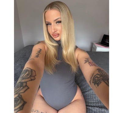 Escorts Greenwich South East London - Photos for Mia British babe 🇬🇧🇱🇹 don’t miss out 💋