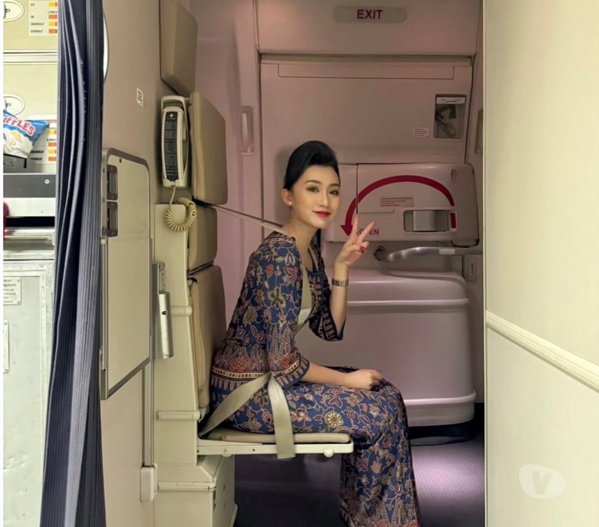 Escorts Aberdeen Aberdeen City Centre - Aberdeen - Photos for Sexy Pretty Flight Attendant ! ✈️✈️