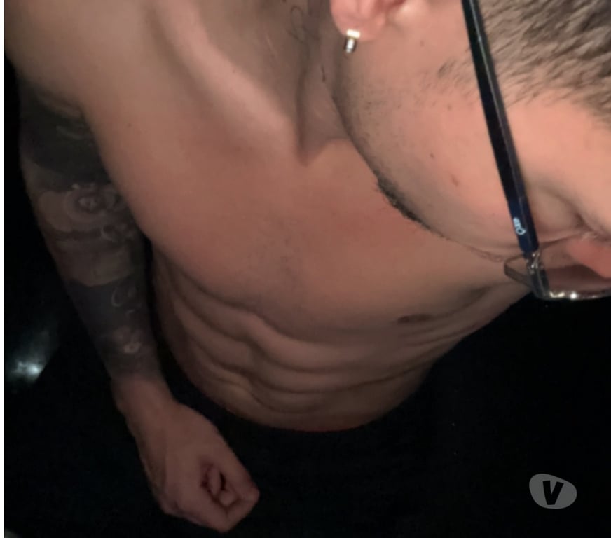  Gay massage Glasgow Cowcaddens - Glasgow - Photos for Tropical Brazilian Straight Man 🇧🇷❤️‍🔥