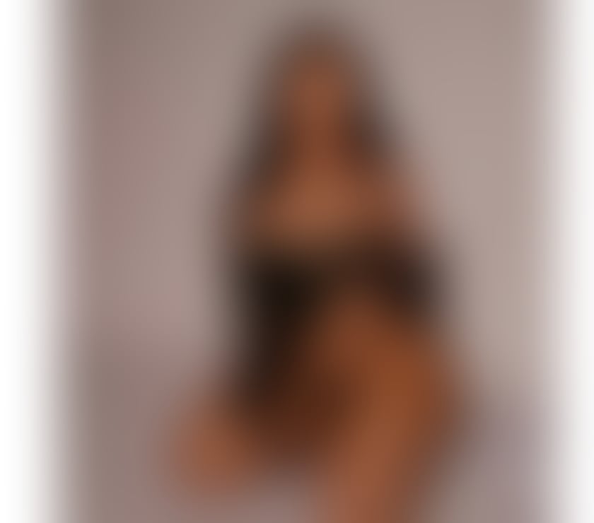 Escorts Slough Slough Town Centre - Slough - Photos for TWO LATINAS YOU CHOOSE 🍭GFE🫦OWO👅💦🍭SWEETS