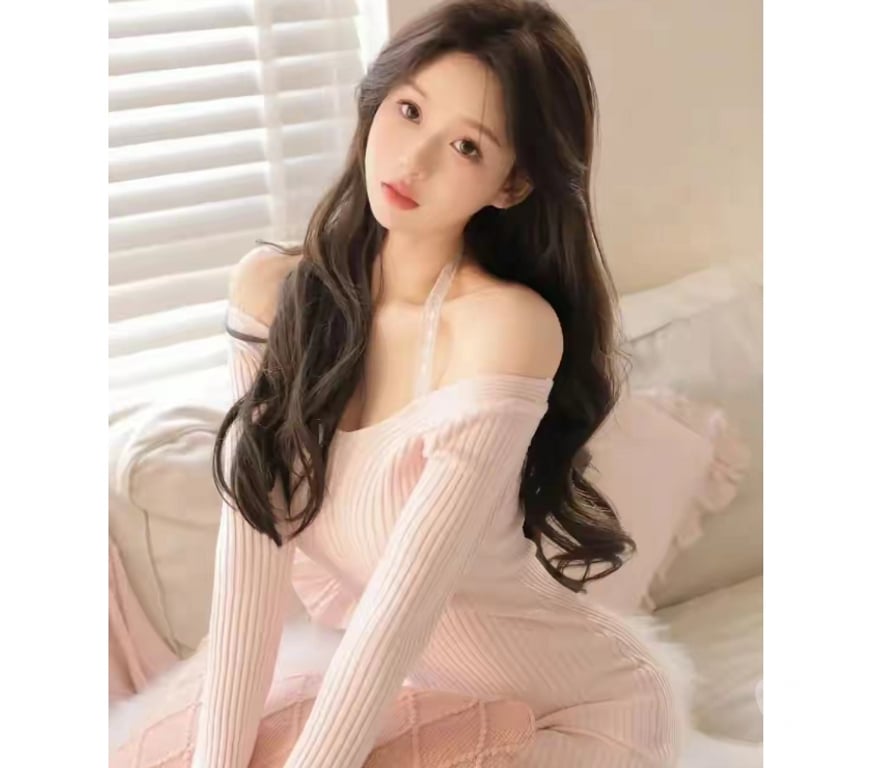 Escorts Hampshire Southampton - Photos for 🌺Velvet Calm · Gentle & Natural🌺(SO14)