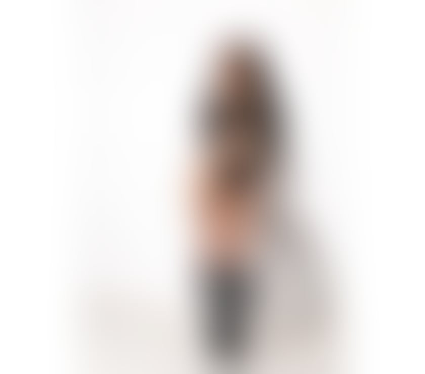 BRAZILIAN GIRL IN THE CITY CENTER 😙🇧🇷