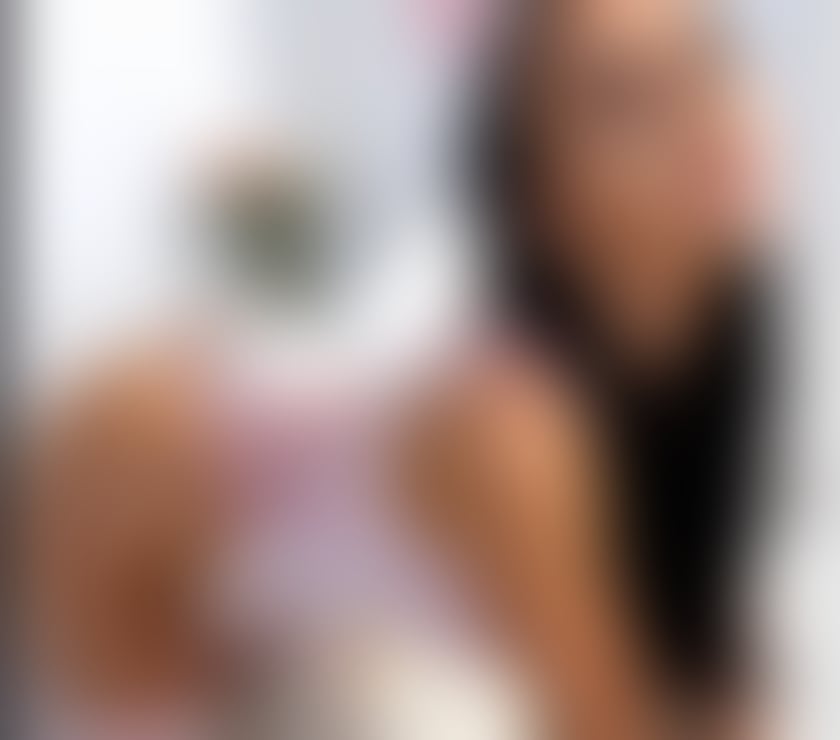 Escorts and Massages London Gatwick Airport Crawley - Photos for Lia new girl in town❤️ PARTY GIRL🎉💕 no rush😘