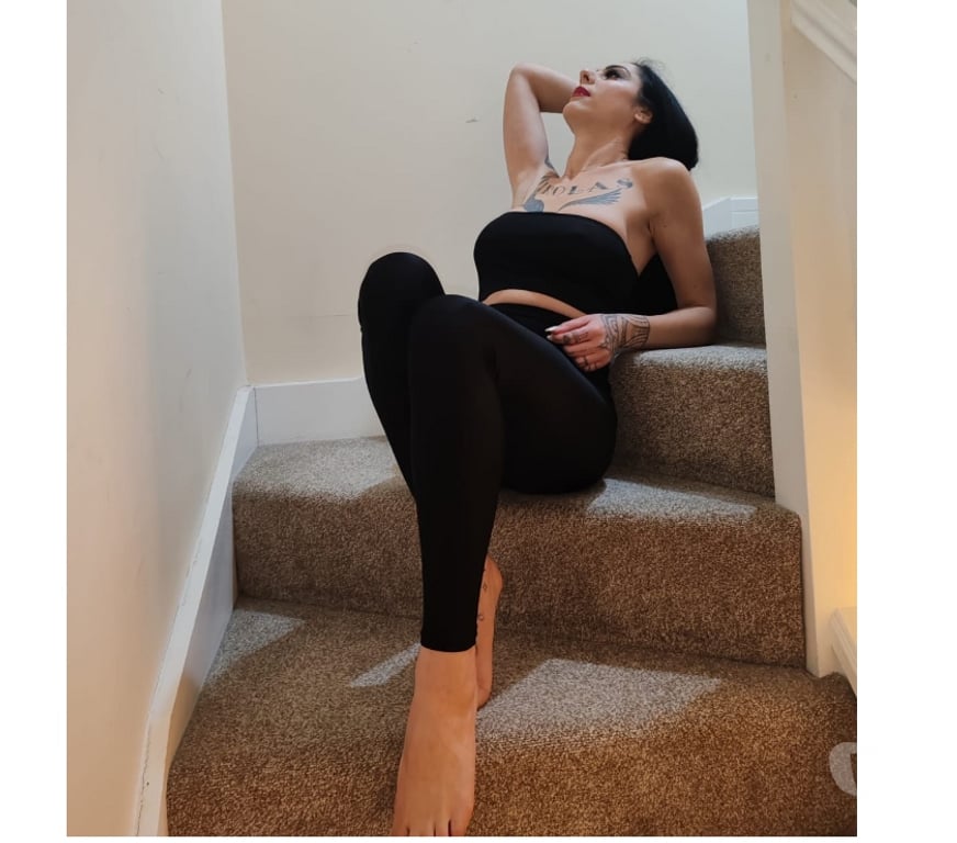 Escorts Hampshire Rushmoor - Photos for Maya!! Party girl 🎉 new in town🔞