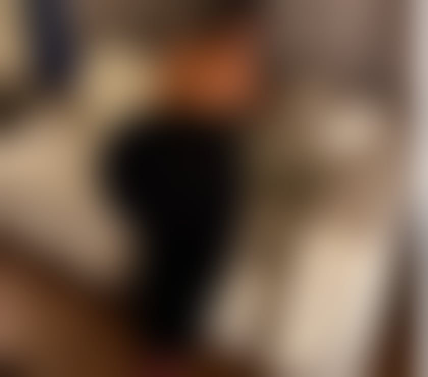 Escorts Surrey Guildford - Photos for Delightful South American