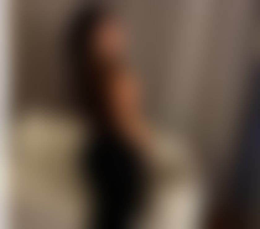 Escorts Surrey Guildford - Photos for Delightful South American