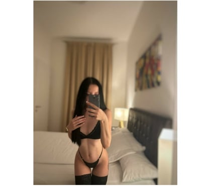 Escorts Wrexham City Centre Wrexham - Wales - Photos for New Diamond Katie on your Town !