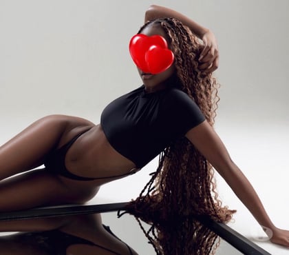 Escorts and Massages Lewisham South East London - Photos for Honeybee 🍯👅💦 Here For Few Days