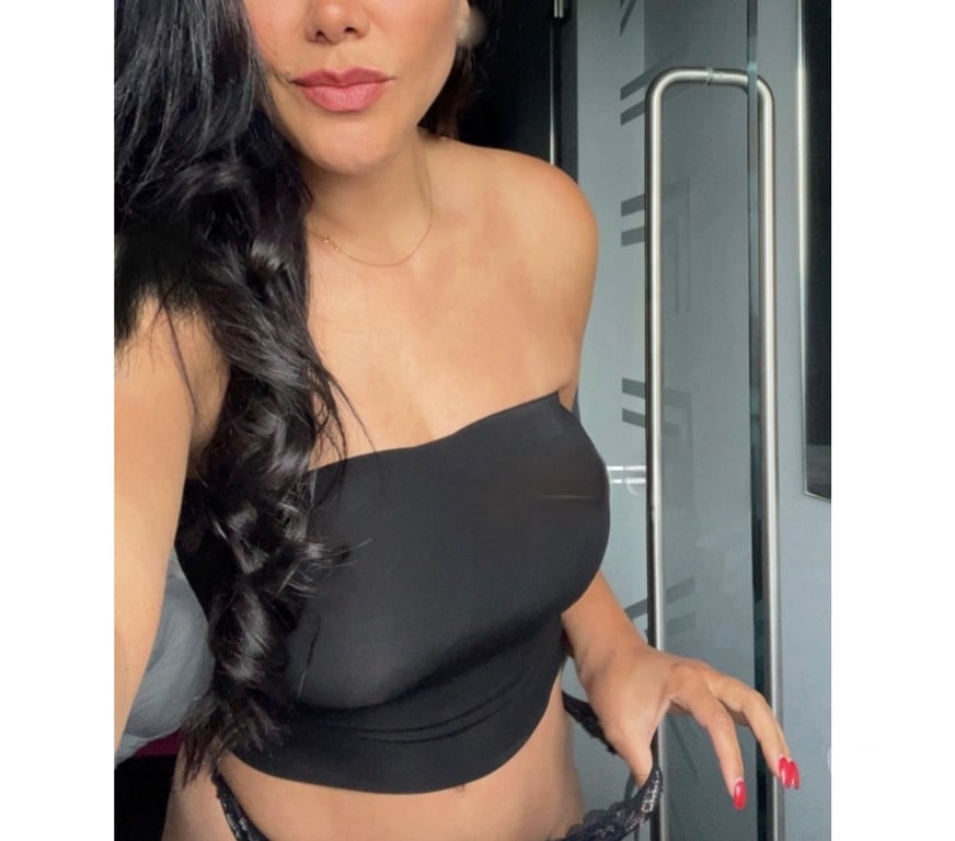 Escorts Greater Manchester Manchester - Photos for MEL FOXER PARTY GIRL