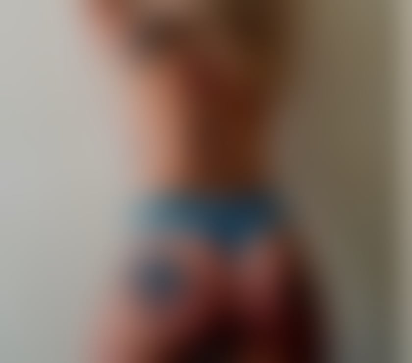 Escorts South East London Bromley - Photos for Curvy Blond Polish