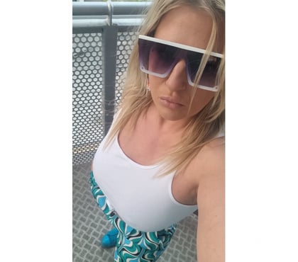 Escorts and Massages Chelsfield Bromley - Photos for Curvy Blond Polish