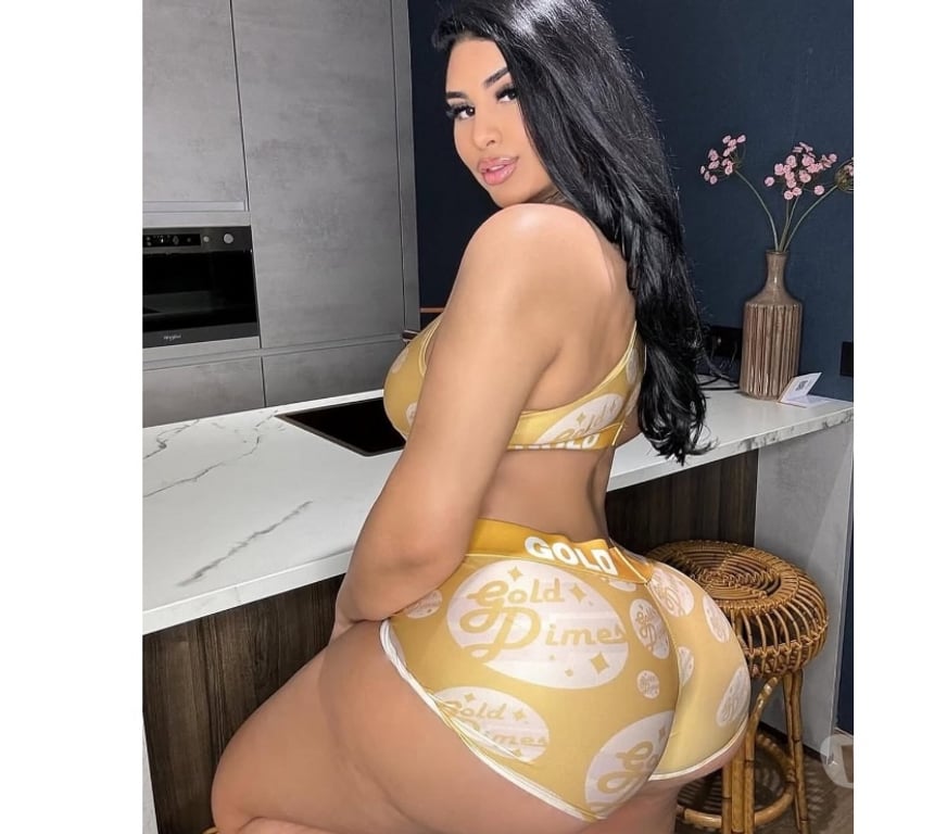 Escorts West Midlands Walsall - Photos for 🍑🍑🍑CAMÍ .VIP.CLASS 🍑🍑🍑