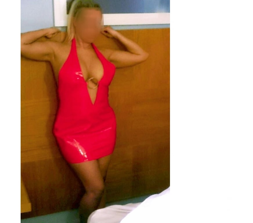 Escorts Surrey Spelthorne - Photos for Polish Pie Pandora Mature Well Experienced New figure!!!