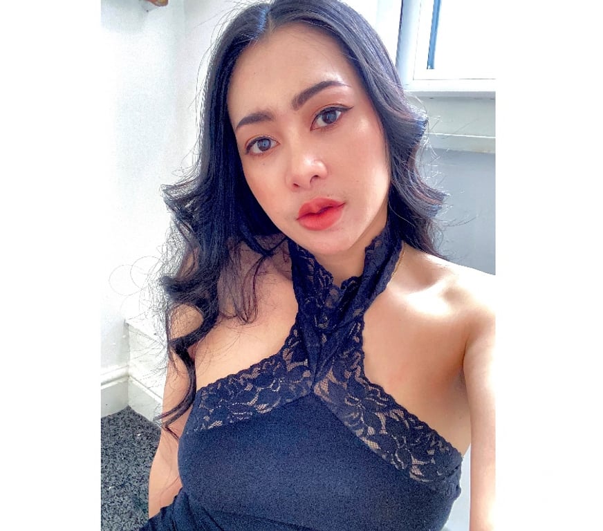 Escorts Surrey Guildford - Photos for Sexy Tiny Thai Girl “Minnie”💋I’m pics 💯✔️