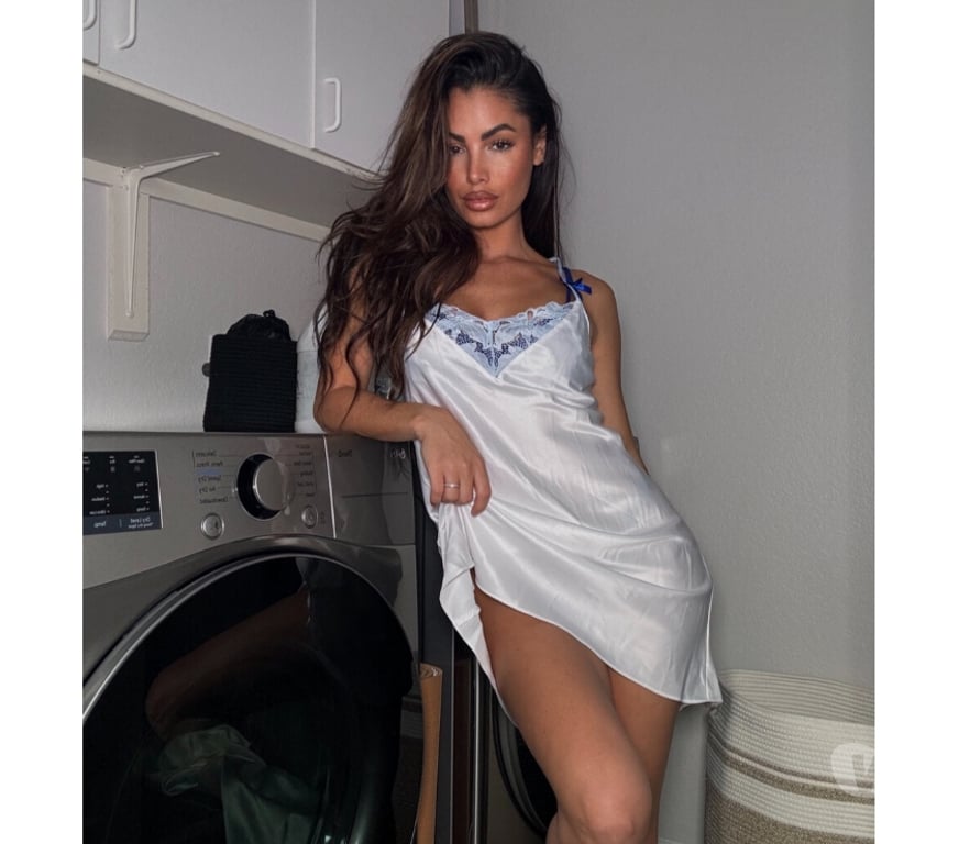 Escorts Swansea - Wales Saint Thomas - Swansea - Photos for ELEGANT VIVIAN IN YOUR CITY 🦩