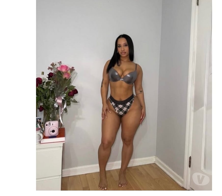 Escorts West Yorkshire Bradford - Photos for Baby 🥰❤️😘 geel