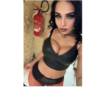 Escorts and Massages Wembley Brent - Photos for Beautiful Latina, very hot with big tits