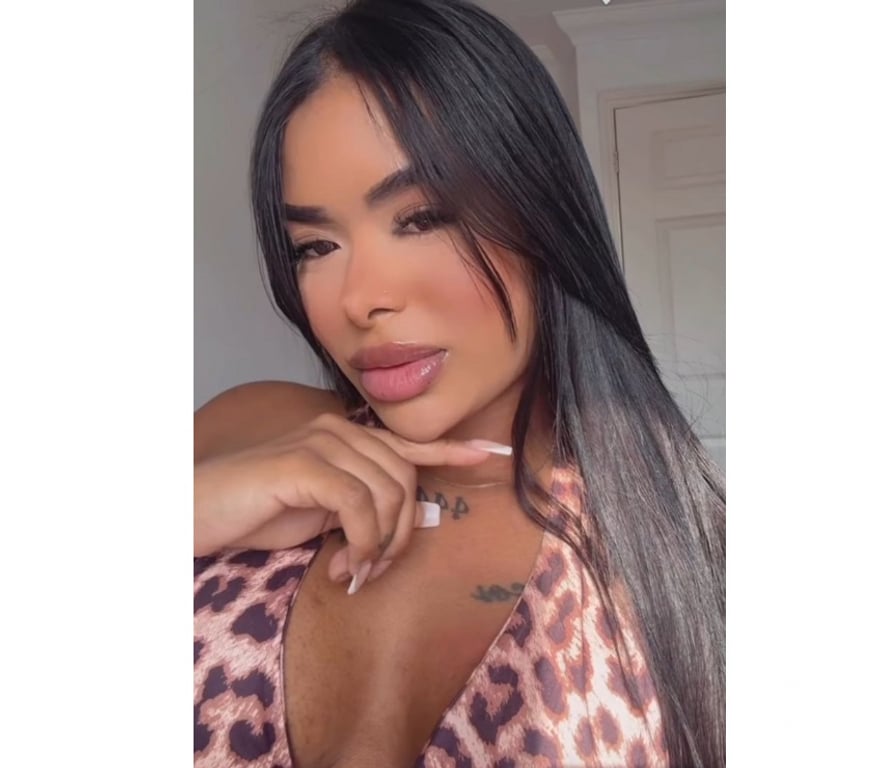 Escorts East London Redbridge - Photos for Brazilian brunette with silicone 🇧🇷🇧🇷🌶️