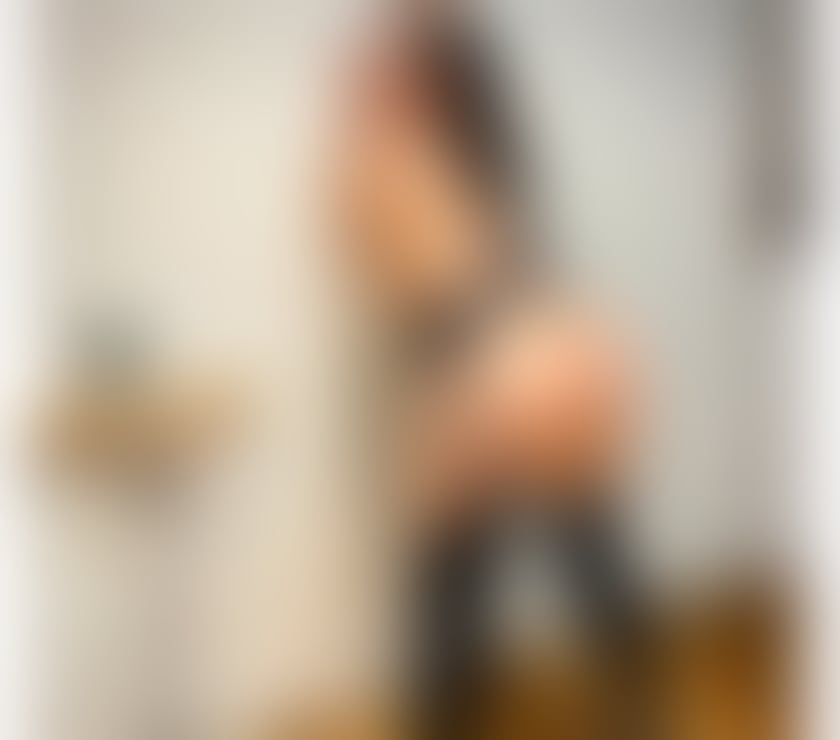 Escorts Greater Manchester Wigan - Photos for Emma 40C huge boobs outcalls genuine few day only