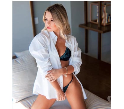  Escorts Woking Town Centre Woking - Photos for anitta 🎉 stunning party girl 🎉🎉