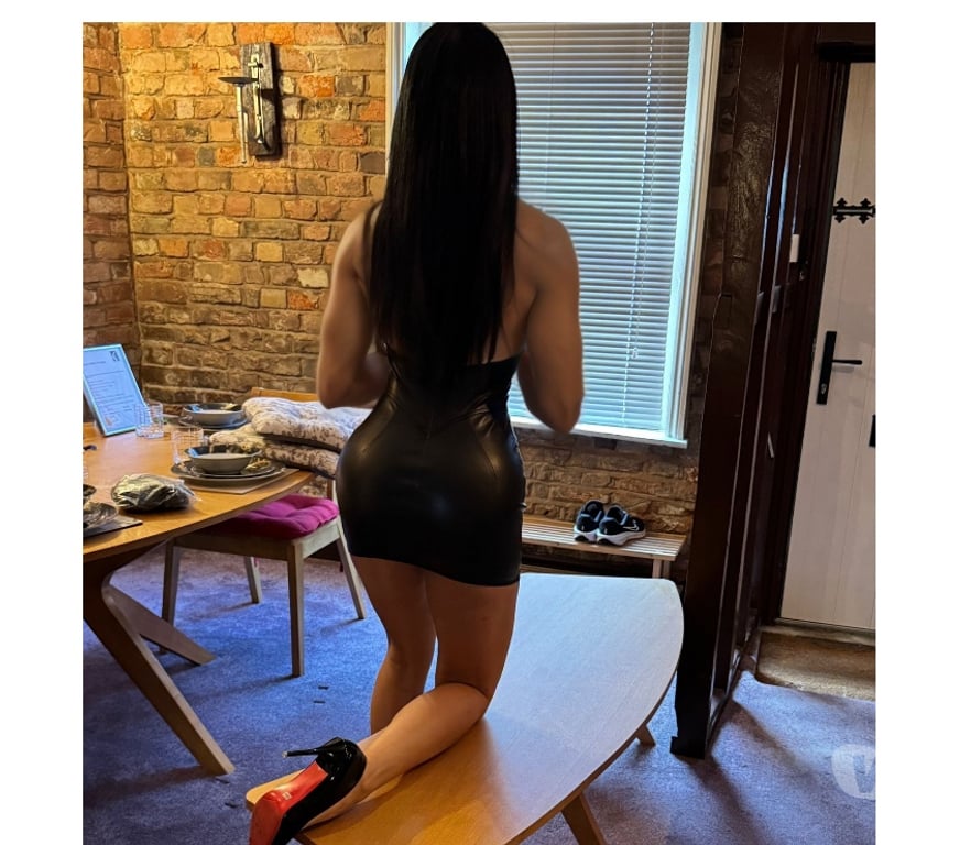 Escorts Falkirk Falkirk Town Centre - Falkirk - Photos for EXOTIC SEXY MASSAGE WITH MUCH MORE..