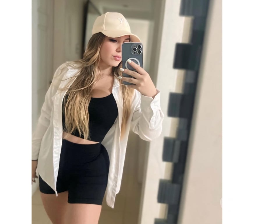 Escorts Dorset Weymouth - Dorset - Photos for Scarlett hot Brazilian 🇧🇷 Party sexy 🍑🥵🍸🍓