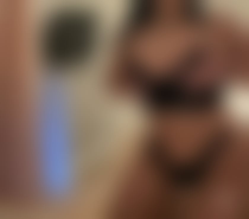 Escorts and Massages Huddersfield Kirklees - Photos for Selena ❤️💦 back in Town 💥