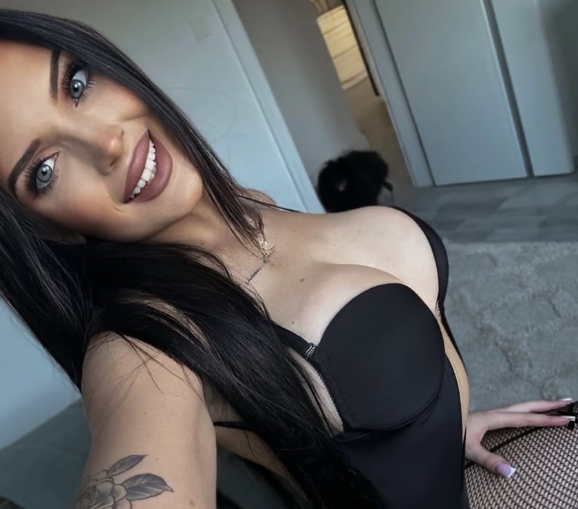 Escorts Hertfordshire St. Albans - Photos for 💦Wet Girl🩵🦋Luxury💎 LOVELY BUM🍑🍭Partyyyy