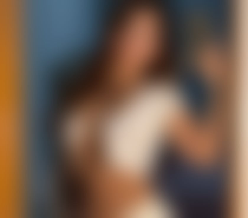 Mel 🍯 Brazilian Hot❤️‍🔥🍑