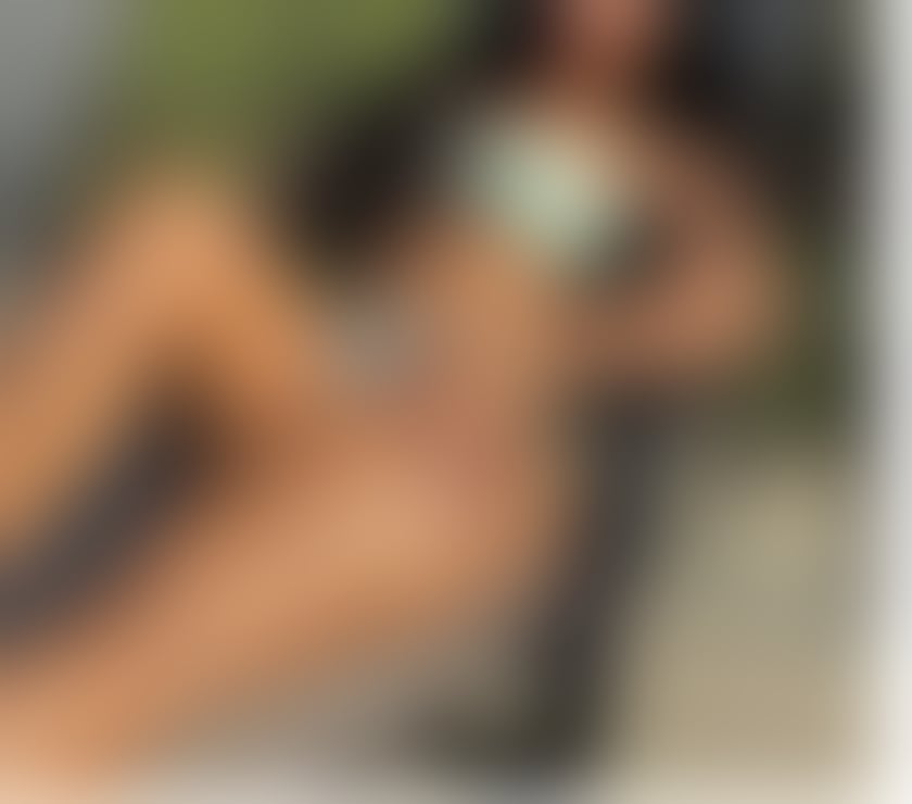 Escorts Kent Medway - Kent - Photos for Your naturally sexy girl, a hot Latina💋😍