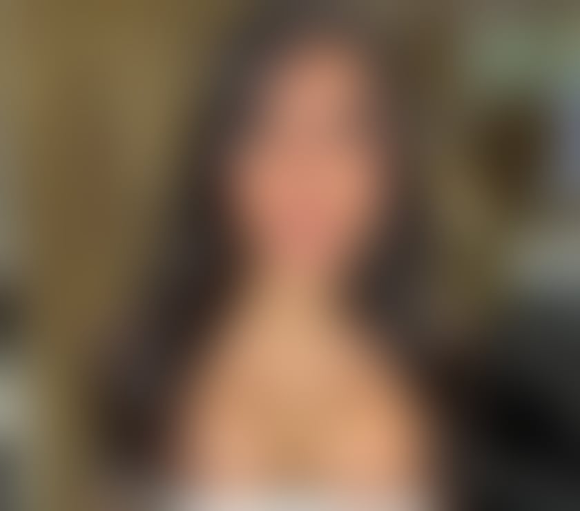 Chloe Spanish First Day 🤭🤤😏