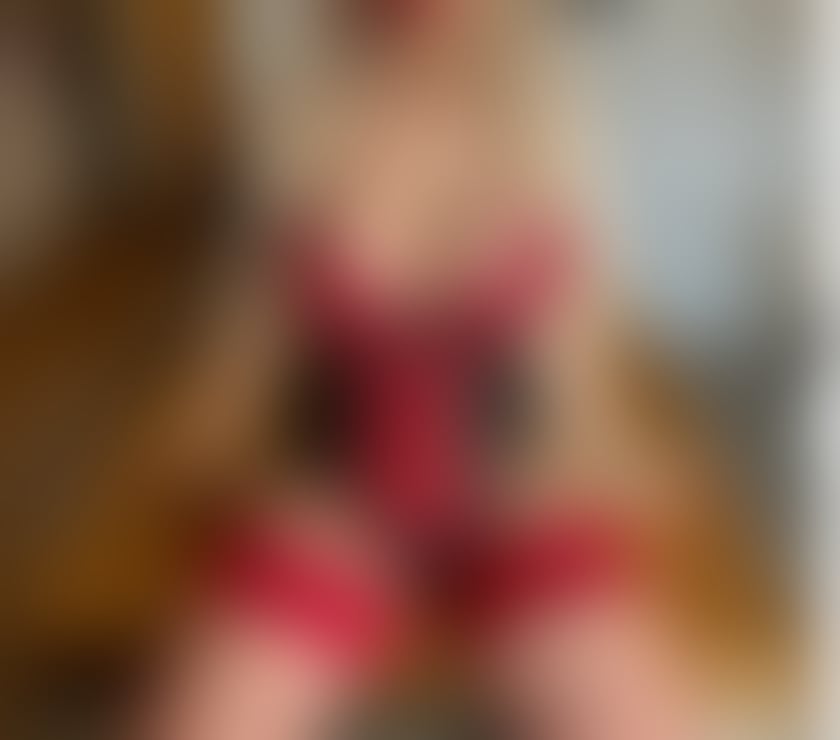 Escorts East London Canary Wharf Station - East London - Photos for Blond hot BDSM gfe party 100% real