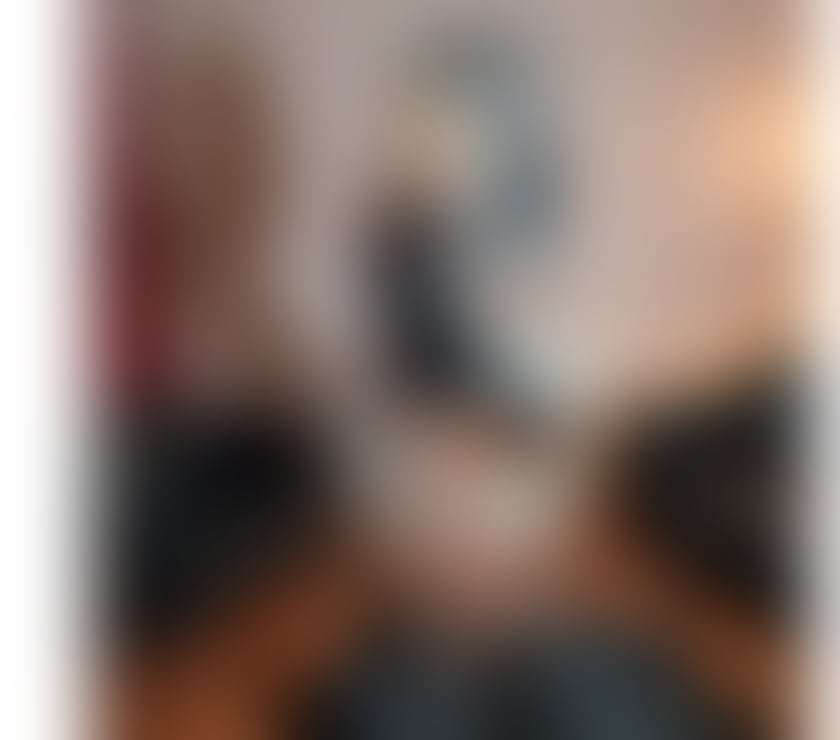 JULIA NEW GIRL IN TOWN💜BEST TIME