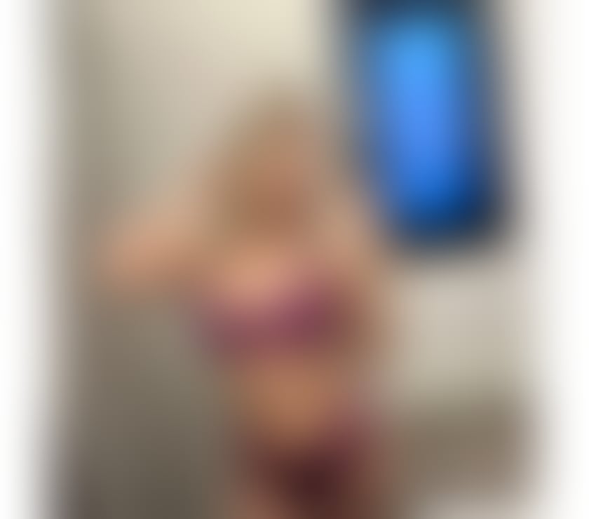 Escorts East London Hackney Wick - East London - Photos for 📲New Blonde😈Available🔝Service✨