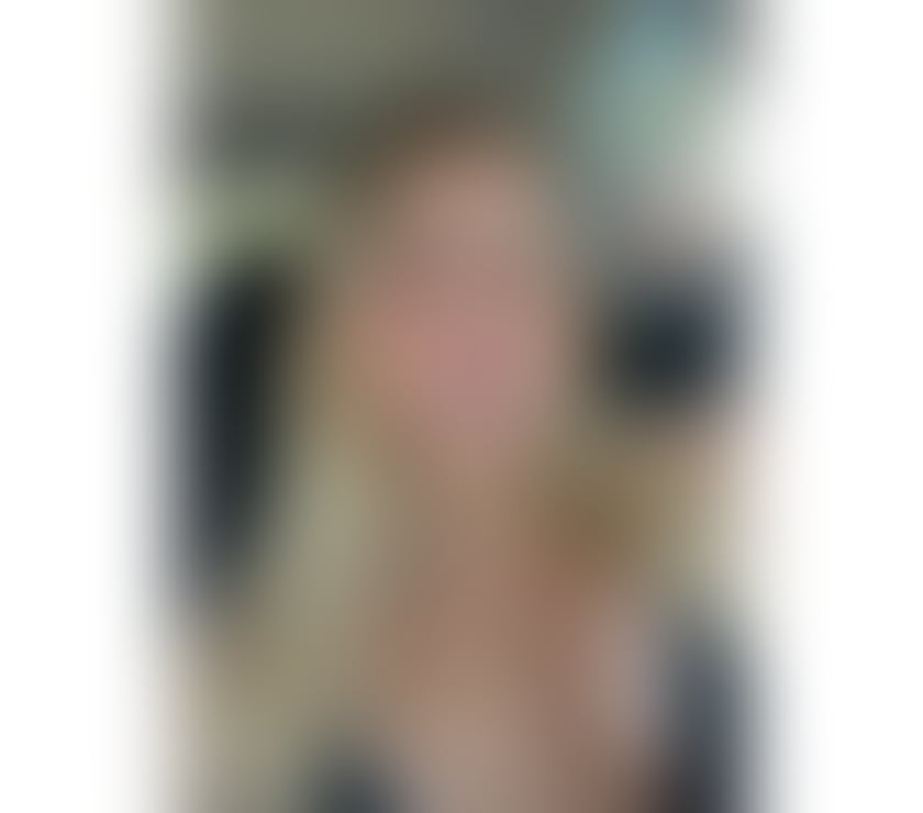 Larissa Brazilian 🍑💕