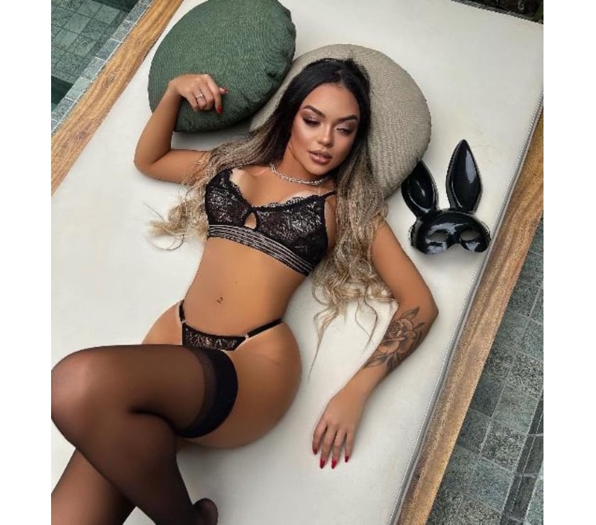 Escorts and Massages Acton Central Station West London - Photos for BRAZILIAN 🇧🇷 Playful❤️‍🔥no rush gfe 💯P4RTY