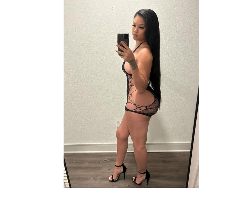 Escorts South East London Woolwich - South East London - Photos for Coral 🔥botty🍑owo💦kiss💋party not rush