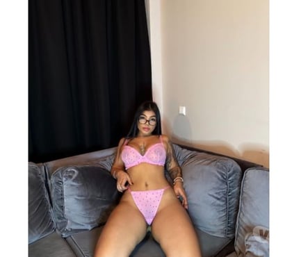 Escorts Canterbury City Centre Canterbury - Photos for Hi I’m Karina outcall incall party