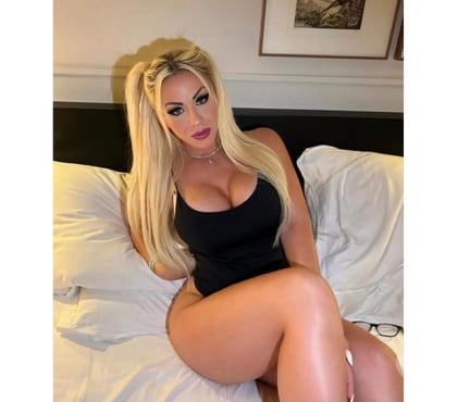 Trans Escorts Silvertown East London - Photos for For me, the night is a source of confusion!