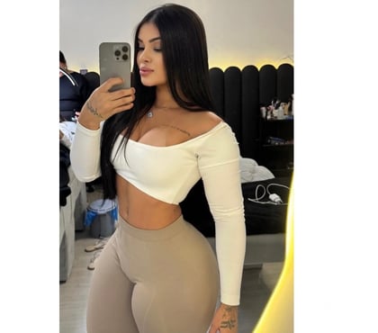 Escorts and Massages Sutton Town Centre Sutton - Photos for MEL BEST MASSAGE BODY TO BODY WITH OIL👅💦HAPPY