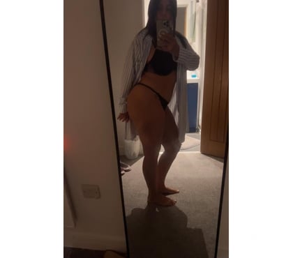 Escorts Hatfield Welwyn Hatfield - Photos for Sexy Karen at Hatfield