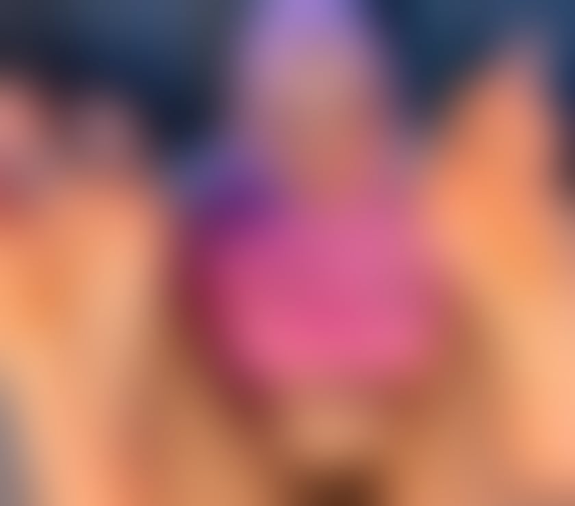 Hijabi girl🎀💗all pink