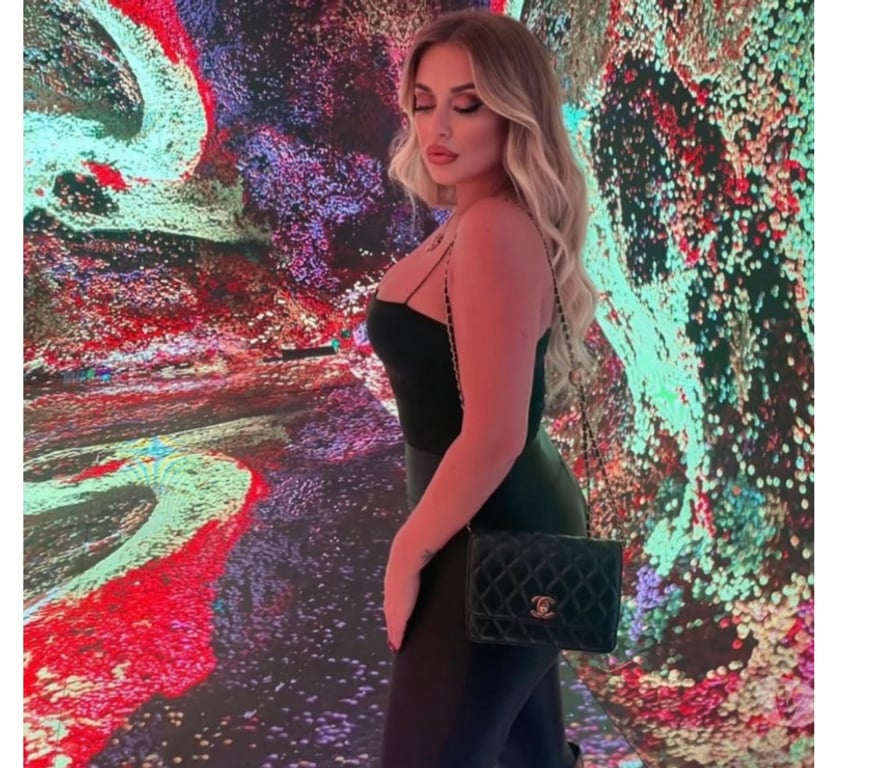 Escorts Essex Epping Forest - Photos for hot girls now in town vanessa