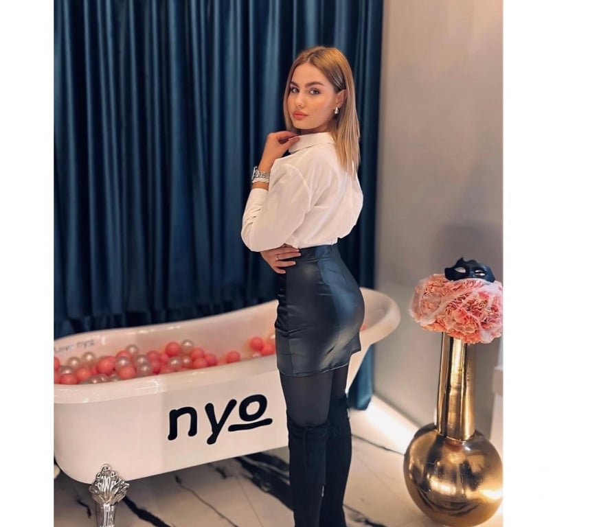 Escorts Essex Basildon - Photos for vanessa hot girls now in town