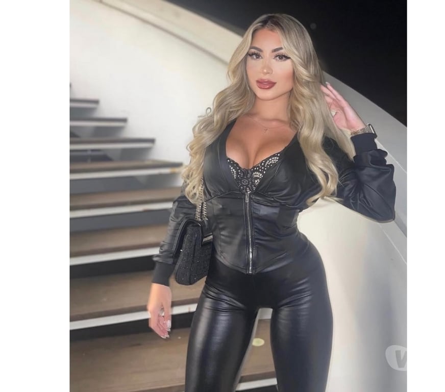 Escorts Greater Manchester Bolton - Photos for 🦋BELLA SEXY BRAZILIAN PARTYGIRL🦋